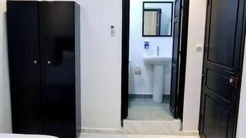 Junior Room, Lake View | Soundproofing, free WiFi