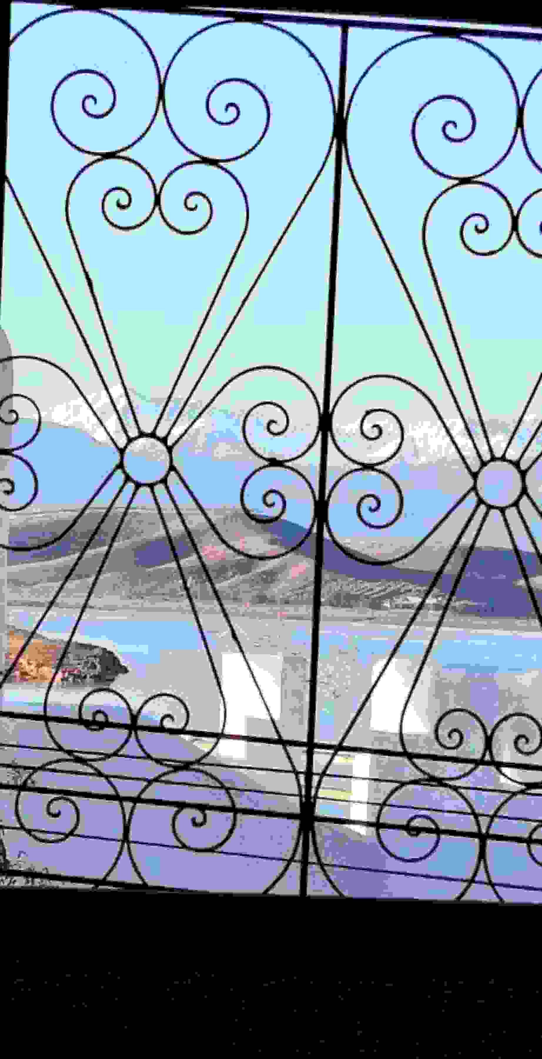 Deluxe Studio, Lake View | Living area