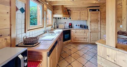 Einzelchalet mit Garage, Terrasse, Waschküche und ausgestatteter Küche