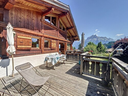 Chalet individuel avec garage, terrasse, buanderie et cuisine équipée