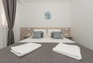 1 chambre, Wi-Fi gratuit, draps fournis