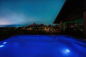 Opvarmet pool