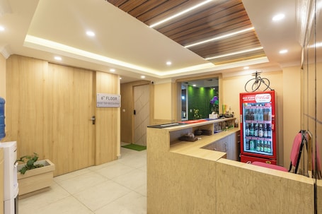 Minibar. Airport Diana Hotel