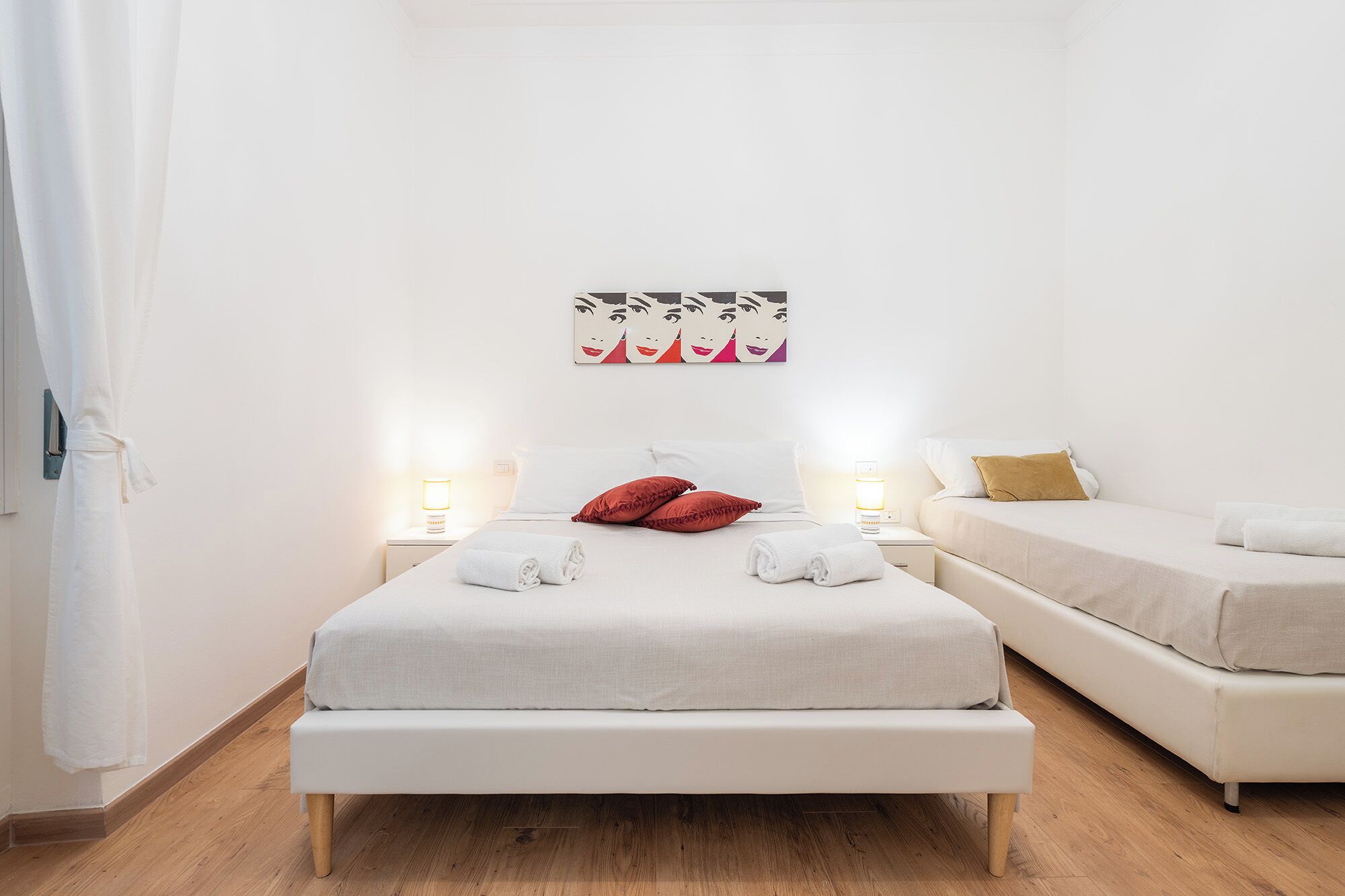 Photo - Blanco Rooms