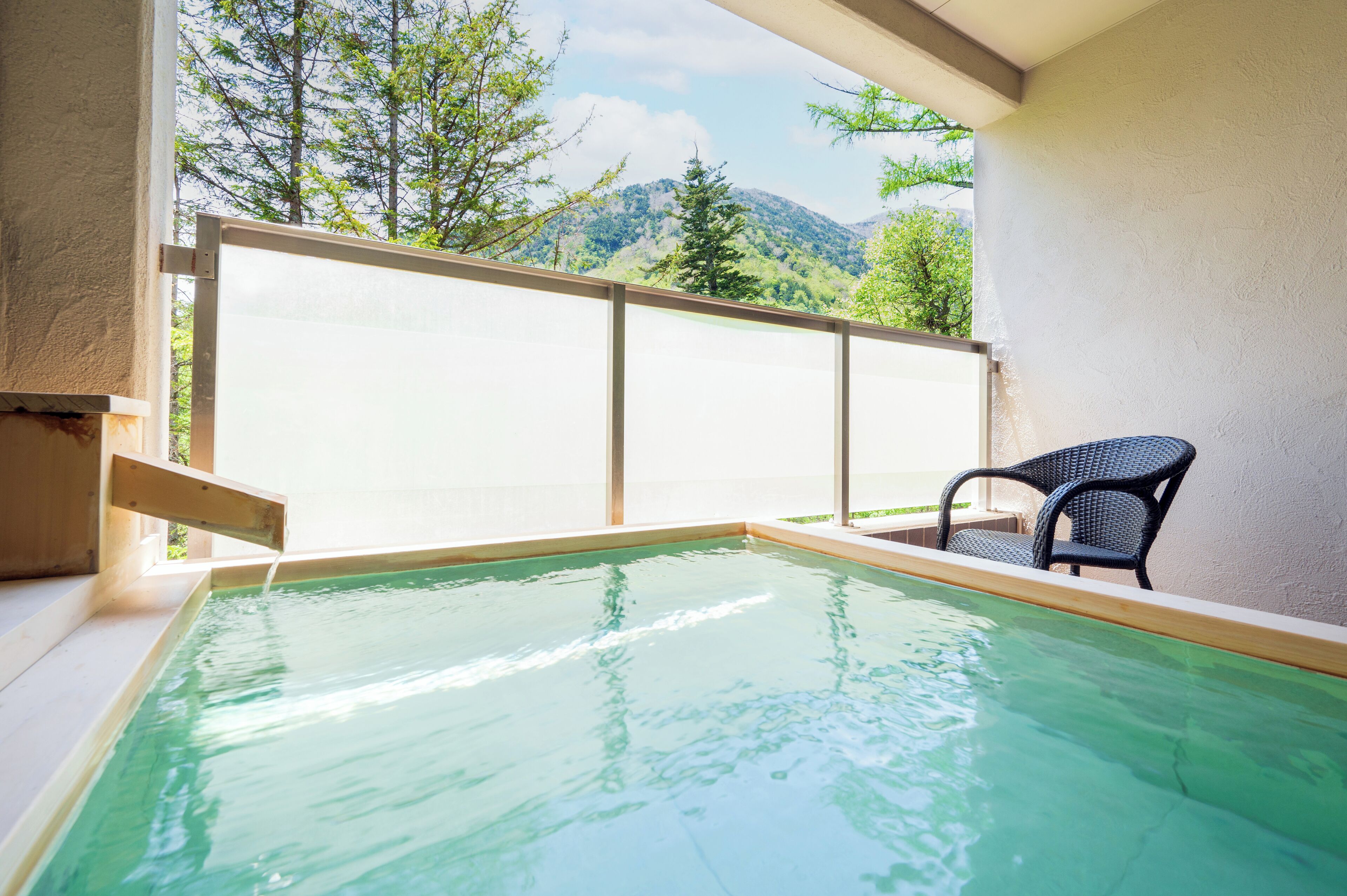 Suíte família, para não fumantes | Edredons de pluma, cofres nos quartos, cortinas blackout