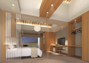 Cubrecamas, caja de seguridad en la habitación y cortinas blackout 