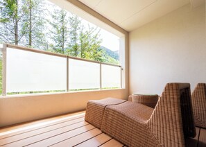 Familien-Suite, Nichtraucher | Daunenbettdecken, Zimmersafe, Verdunkelungsvorhänge, kostenloses WLAN