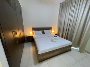 1 bedroom - OYO HOME 1384 Luxrious 1 BHK With Balcon (Abu Dhabi)