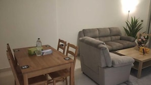 Reception - OYO HOME 1384 Luxrious 1 BHK With Balcon (Abu Dhabi)