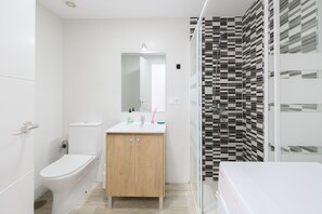 Een douche, een haardroger