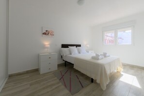 1 slaapkamer, een strijkplank/strijkijzer, gratis wifi