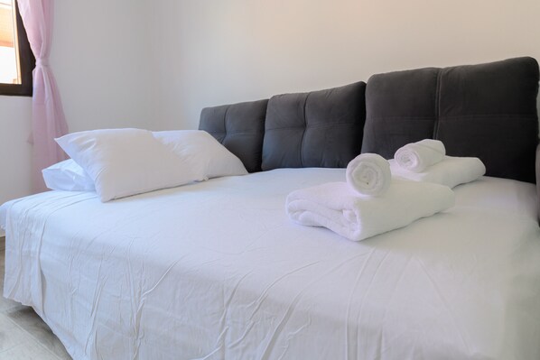 1 chambre, fer et planche Ă repasser, Wi-Fi gratuit
