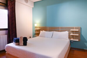 2 soverom, strykejern/-brett og wi-fi (inkludert)