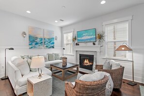 Een smart-tv en boeken