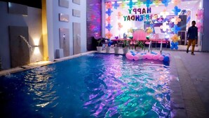 Seasonal outdoor pool - The Vrindwoods (Mathura)