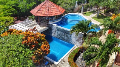 Private Pool - Two Ocean Views - Secure Community