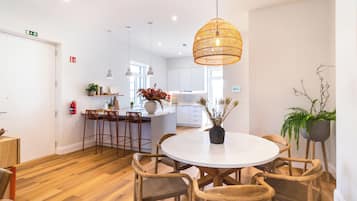 House | Dining