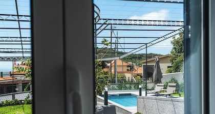 Luxury Retreat in Camara de Lobos