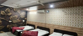 Goroomgo shri Ganpati Guest house