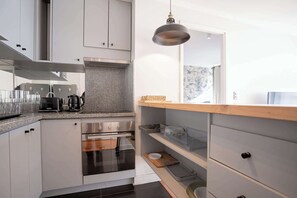 Fridge, microwave, oven, stovetop - Stunning Experience Providencia from a Unique Space - Perfect Getaway! (Providencia)