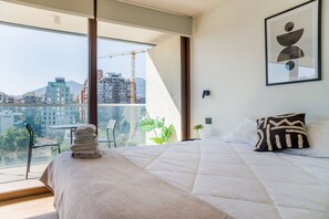 2 soverom, strykejern/-brett, wi-fi og sengetøy