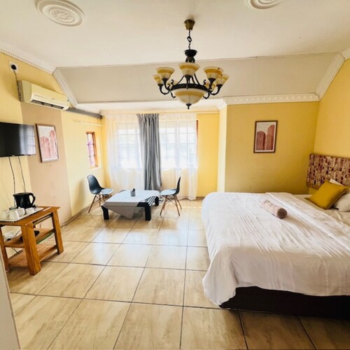 Fourways Guest House