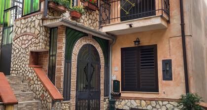 Amodio Apartments - Studio