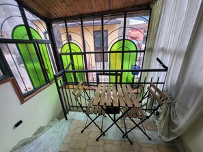 Interior - Amodio Apartments - Living (Torchiati)