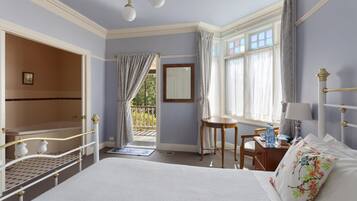 Comfort Double Room, 1 Queen Bed, Private Bathroom, Garden View | Iron/ironing board, free WiFi, bed sheets