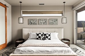 3 bedrooms, desk, free WiFi, bed sheets