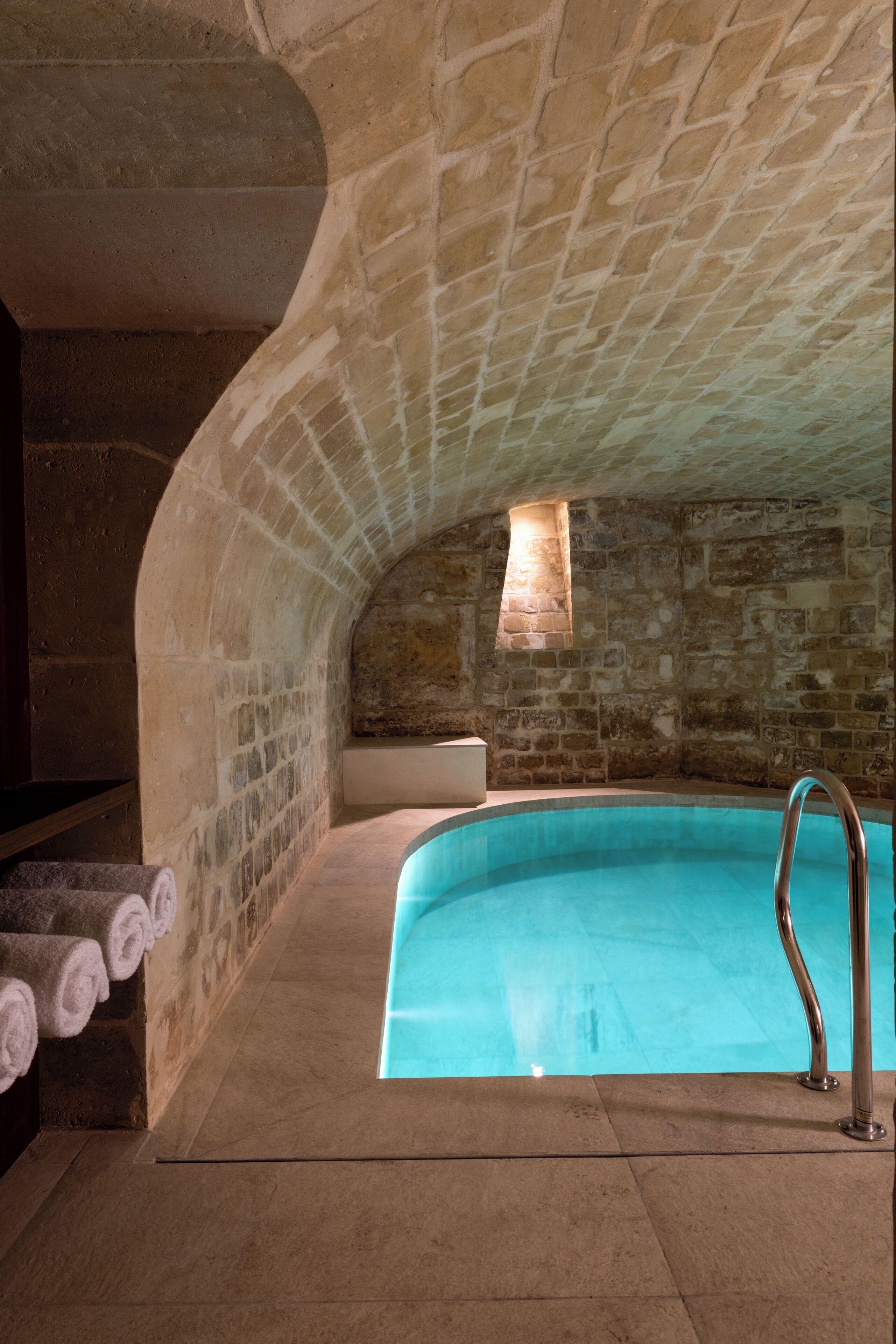 Una piscina techada