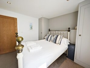 Apartamento | 1 dormitorio, tabla de planchar con plancha, wifi gratis y ropa de cama