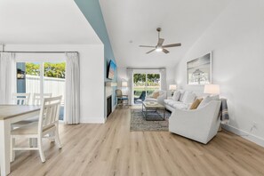 Smart TV - Private Pool & Golf Cart & Pet Friendly (Miramar Beach)