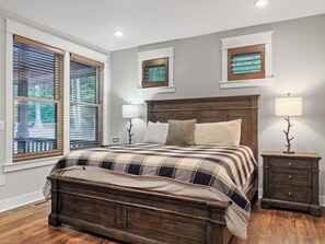 4 dormitorios, tabla de planchar con plancha, wifi gratis y ropa de cama