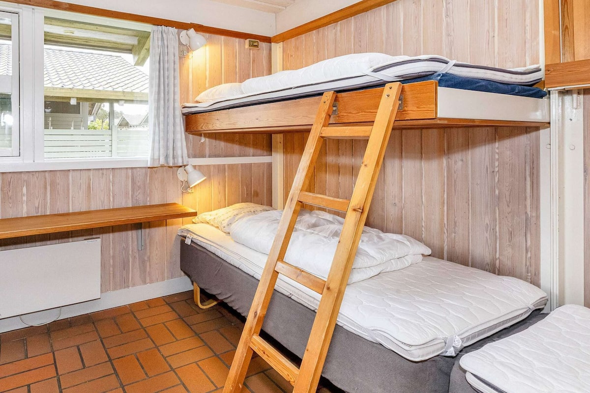 9 bedrooms
