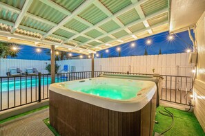 Terrace/patio - Tranquil Escape Pool Hot Tub Game Room (San Diego)