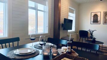 Superior Apartment | In-room dining