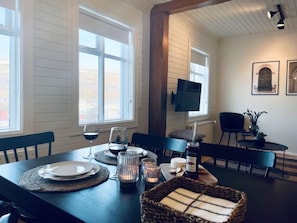 Superior Apartment | In-room dining