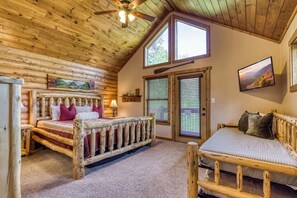 5 habitaciones, tabla de planchar con plancha y cuna de viaje 