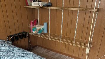 2 habitaciones, wifi gratis y ropa de cama