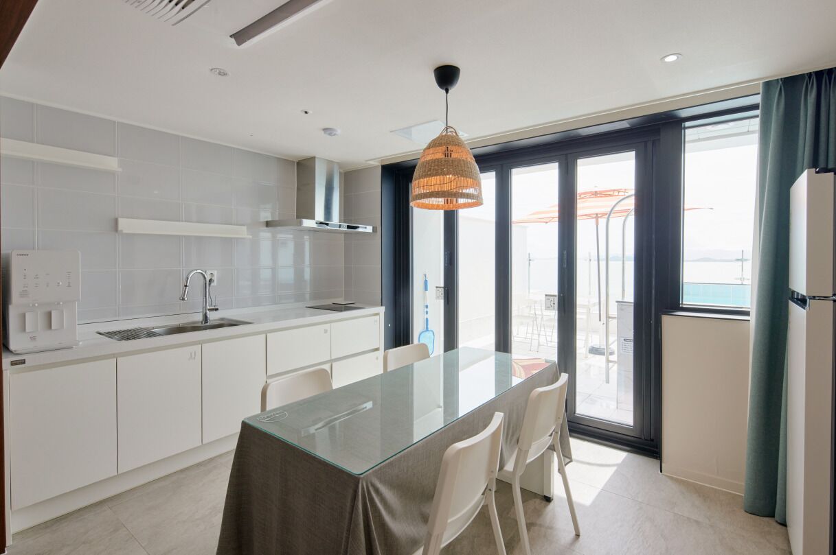 HEMIRION POOL VILLA_PREMIUM | 高档床上用品、羽绒被、加厚床垫、免费 WiFi