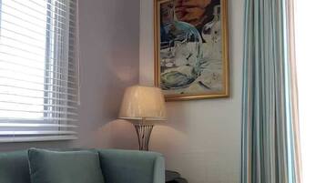 Apartment | Living area | TV