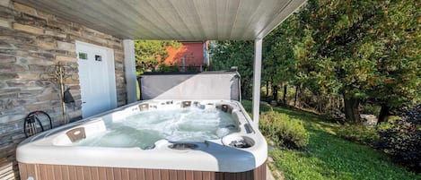 Baignoire à remous extérieure