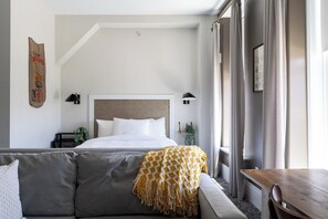 1 Schlafzimmer, Schreibtisch, Bügeleisen/Bügelbrett, WLAN