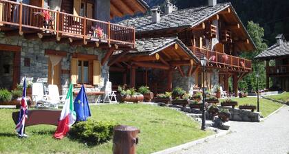 Chalet-village Situated in a Quiet Area