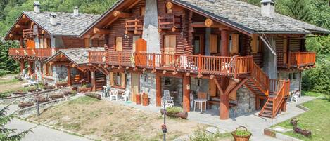 Classic Apartment, 2 Bedrooms | Exterior