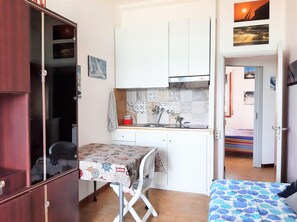 Dining - Welcoming Apartment in Marotta at the Seabeach (Mondolfo)