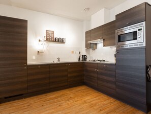 Comfort Apartment, 3 Bedrooms | Private kitchen | Oven, dishwasher, coffee/tea maker - Luxury 3 Room Apartment in Scheveningen (The Hague)