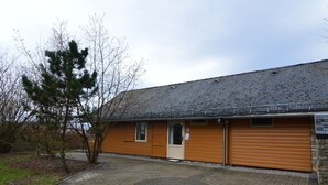 Exterior - Comfortable Chalet in Ovifat Near Ski Lift (Waimes)