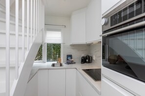 Classic House, 3 Bedrooms | Private kitchen - Holiday Home Close to the Center Near Dunes (Zoutelande)